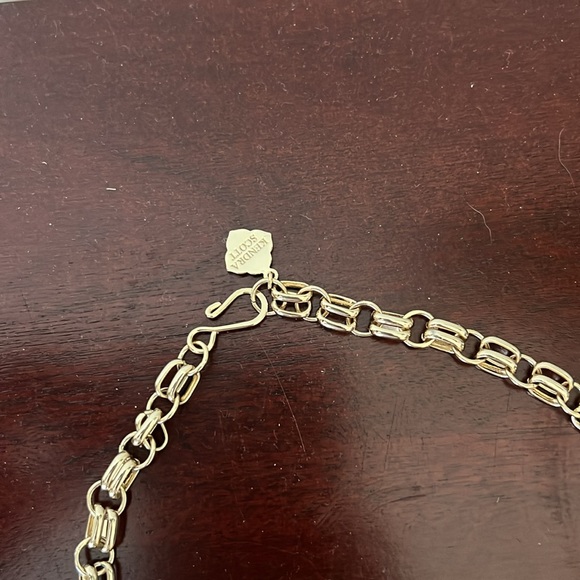 Kendra Scott Harlow Statement Necklace - Rose Quartz - Picture 2 of 8